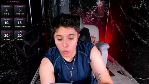 Snapshot of iangilbert chatting on September 11, 9:16 pm ian online show from September 11, 9:16 pm