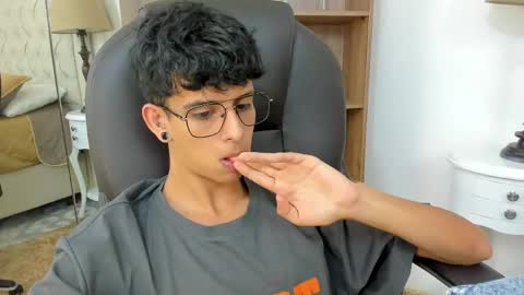 ibratxandy online show from June 6, 7:31 pm