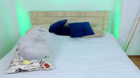Ice online show from July 26, 4:59 pm