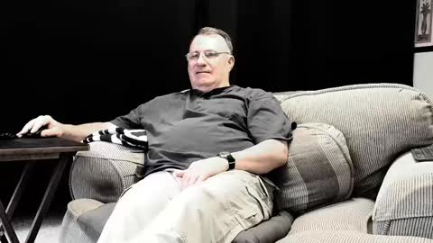 Christopher online show from February 26, 11:52 pm