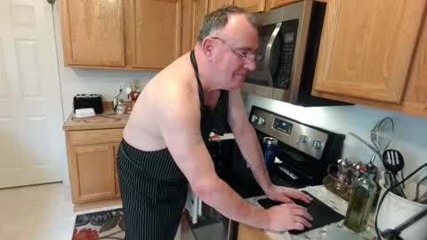 Christopher online show from February 25, 9:48 pm