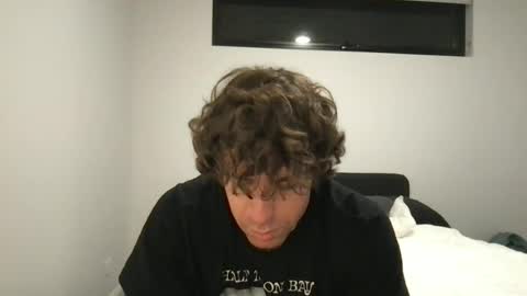 icyninesix online show from June 18, 3:06 pm