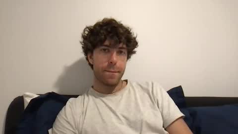 icyninesix online show from December 17, 11:28 am