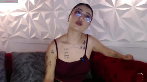 Tifanny online show from January 14, 4:59 pm