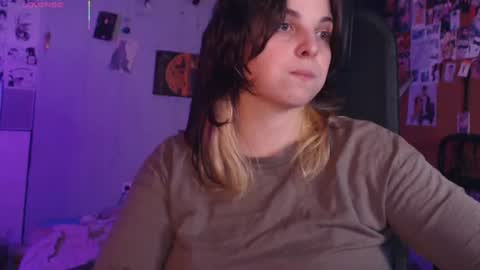 Saya online show from July 26, 10:18 pm