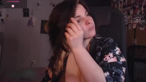 Saya online show from July 22, 6:04 am