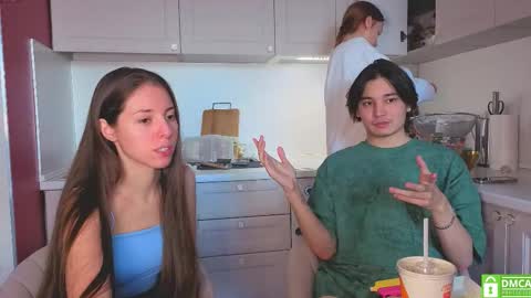 Julia and Mira online show from February 21, 10:07 am