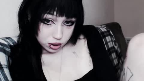 Snapshot of iiiiiiis chatting on October 17, 10:58 pm iiiiiiis online show from October 17, 10:58 pm