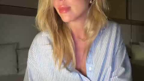 Ivy online show from March 1, 3:53 am