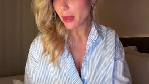 Ivy online show from January 11, 2:09 am