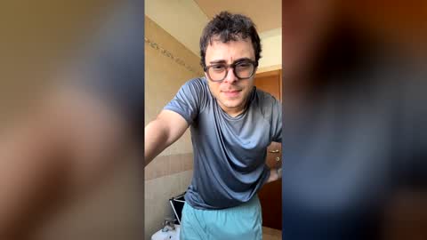 ildavid22 online show from May 25, 12:33 pm