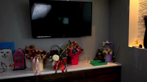 ileanacampbel online show from February 3, 7:51 am