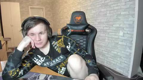 Snapshot of iliaskrislove chatting on March 11, 12:22 am iliaskris online show from March 11, 12:22 am