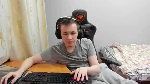 iliaskris online show from November 25, 3:44 pm