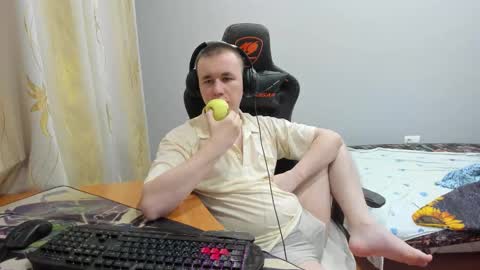 Snapshot of iliaskrislove chatting on October 3, 3:31 pm iliaskris online show from October 3, 3:31 pm