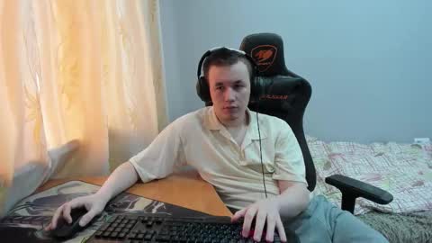 iliaskris online show from November 4, 7:10 am