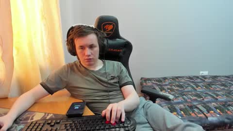 iliaskris online show from February 24, 6:38 am