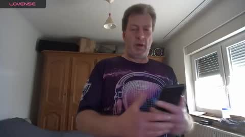 iliebetight online show from April 21, 10:00 am