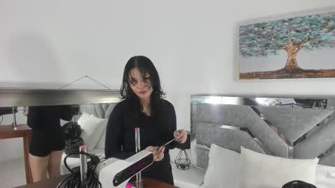 ILY   online show from December 3, 8:42 pm