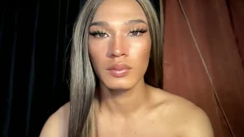 QUEEN KATH online show from February 10, 4:37 am