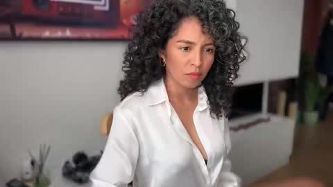 Kloe online show from November 25, 8:18 pm