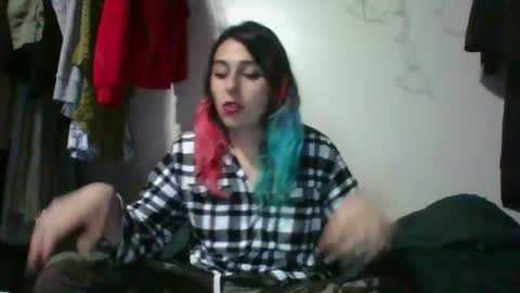 Lilly online show from June 16, 5:22 am