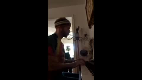 Illuxx online show from April 6, 8:21 pm