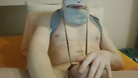 iluvhottenns online show from February 22, 7:01 am