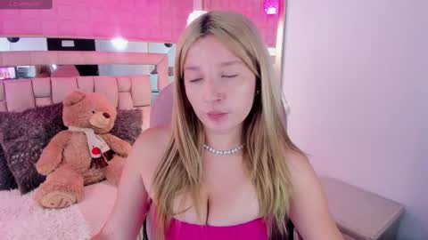 Ange online show from September 25, 1:51 pm