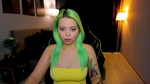 Roxy online show from February 15, 7:34 pm