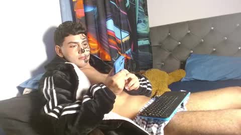 im_juanda online show from October 29, 8:42 pm