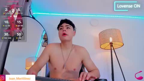 Snapshot of im_juaniito chatting on October 12, 5:00 am 40 OFF TODAY online show from October 12, 5:00 am