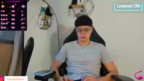 Snapshot of im_juaniito chatting on September 20, 9:40 pm 40 OFF TODAY online show from September 20, 9:40 pm