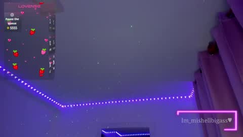 Snapshot of im_miabigass chatting on January 18, 4:59 am Mishell Martinez    INSTAGRAM im mishellbigass online show from January 18, 4:59 am