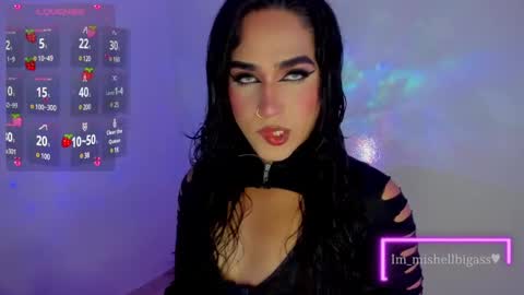 Snapshot of im_miabigass chatting on March 2, 7:21 am Mishell Martinez    INSTAGRAM im mishellbigass online show from March 2, 7:21 am