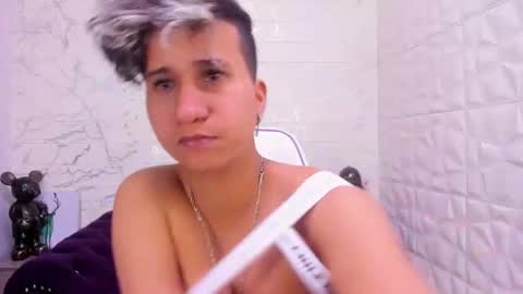 im_milan_rs online show from February 17, 3:47 am