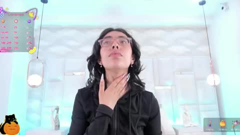 Moly  online show from October 12, 6:43 pm