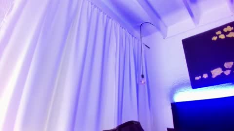 im_shannon_44 online show from March 12, 5:13 am