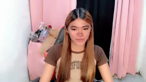 im_yourfairyannaxx online show from April 5, 7:49 am