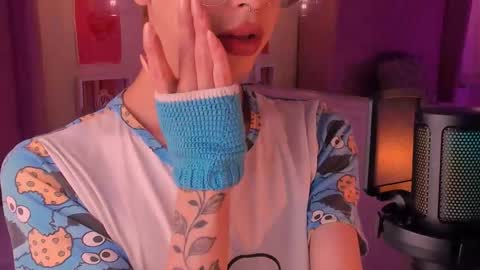 Damiano online show from October 17, 9:30 pm