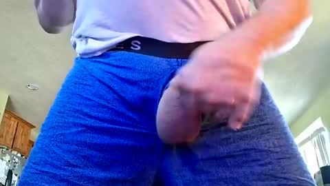 Iminyourroom online show from August 6, 10:41 pm