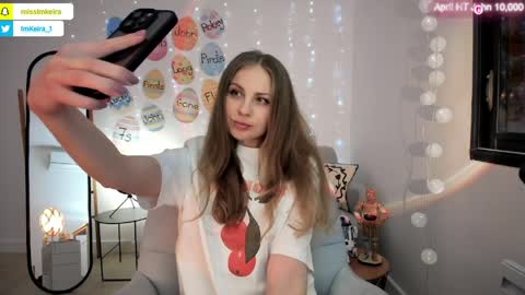 ImKeira online show from April 3, 7:21 pm