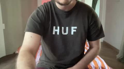 imnotall online show from September 20, 11:46 am