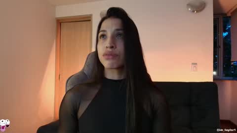 TAYLOR  online show from November 21, 10:52 pm