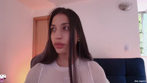 TAYLOR  online show from November 17, 8:22 pm