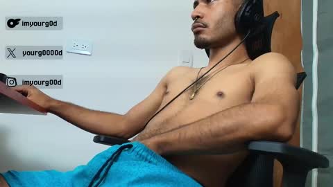 Daniel   thumb up me please its important Im new INDEPENDENT MODEL online show from January 11, 8:20 am