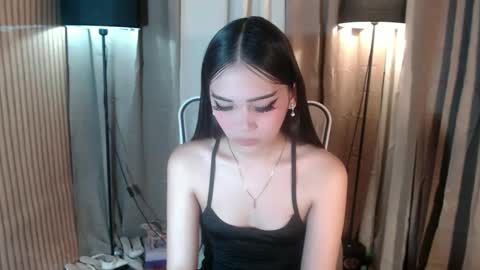 Aki online show from November 5, 2:57 am