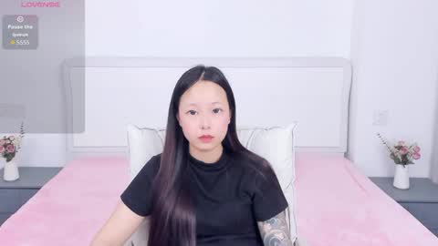 Ina online show from May 12, 11:14 pm