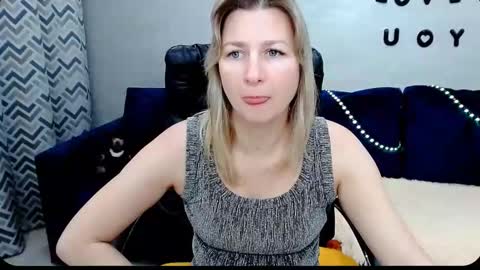 incredible_ariela online show from October 16, 8:36 am