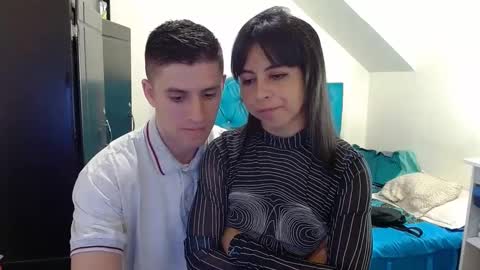 incubus_couple1 online show from December 22, 11:41 pm